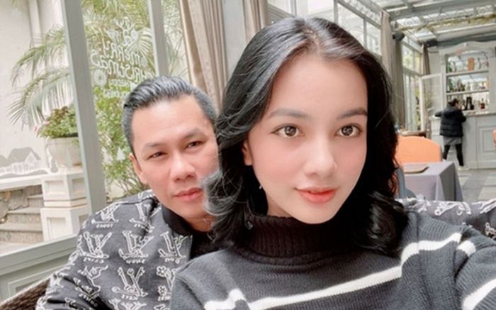 Mặc đại gia Đức Huy tương tác nhiệt tình, Cẩm Đan vẫn 'bơ đẹp' người tình tin đồn