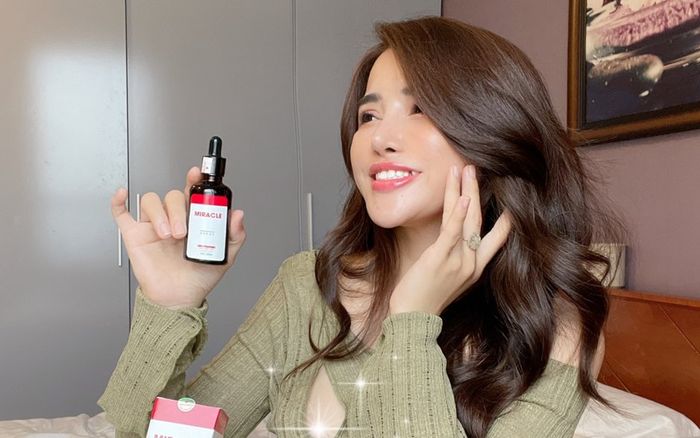 Serum Miracle giúp tăng sinh tế bào làm dày da và chống nắng khỏe