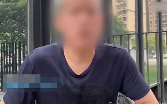 Yêu giáo viên đáng tuổi mẹ mình, thiếu niên 17 tuổi có hành động mù quáng khi bị tra khảo