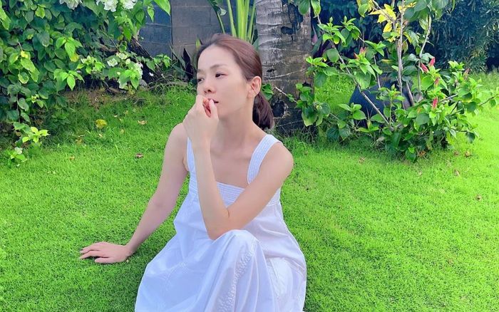 Diện váy trắng điệu đà, Lệ Quyên được khen xinh như 'tiên nữ'