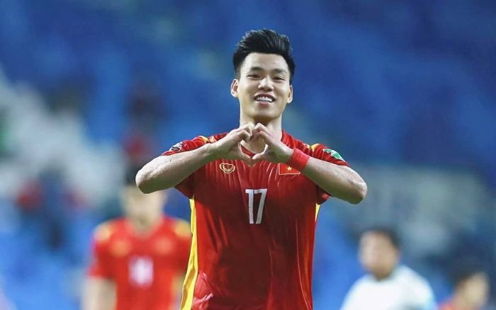 Văn Thanh lập siêu phẩm bàn thắng dành tặng người cha đã khuất