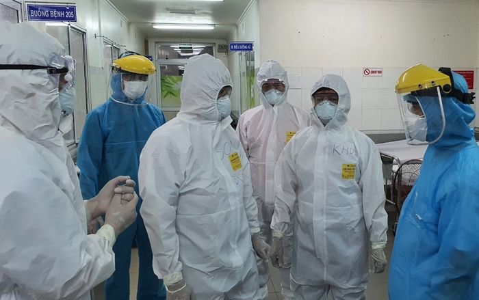 Ca tử vong thứ 56 và 57 liên quan đến Covid-19 đều có bệnh lý nền ung thư