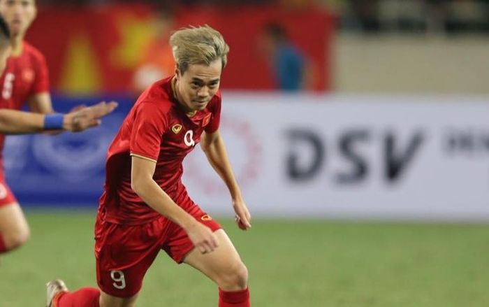 Cay cú vì quả 11m, nhiều CĐV Malaysia chửi bới Văn Toàn