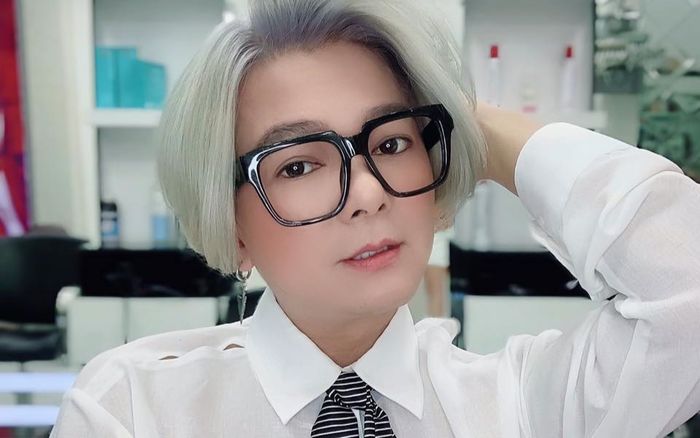 Giữa lùm xùm Hồ Văn Cường, Vũ Hà lên tiếng 'đừng dạy con nít vội vô ơn' khiến dân tình chú ý