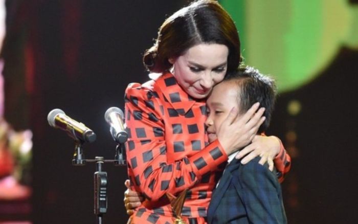 'Cha đẻ ca khúc Lỡ Duyên' nói Phi Nhung trả cát-sê cho Hồ Văn Cường: Cha mẹ, anh chị người ta đói khổ