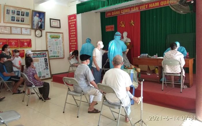 Nghệ An phong tỏa 22.000 nhân khẩu, tiến hành truy vết Covid-19 diện rộng