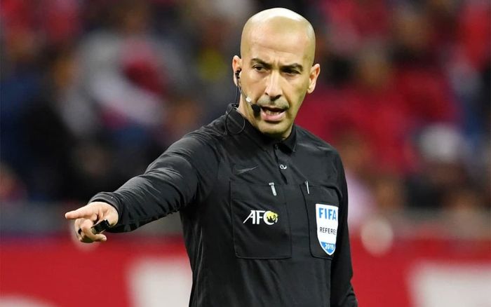 Hé lộ trọng tài bắt trận Việt Nam vs UAE, 'người quen' của lứa Công Phượng