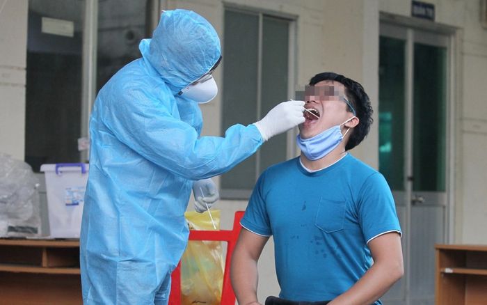 TP.HCM: Truy tìm người từng đến cửa hàng Pizza Hut trên đường Cách Mạng Tháng Tám, quận Tân Bình