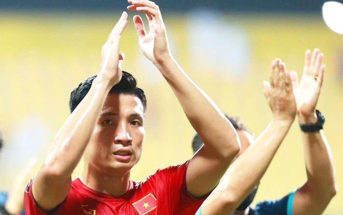 Bùi Tiến Dũng chia sẻ xúc động sau chiến tích của tuyển Việt Nam ở vòng loại World Cup 2022