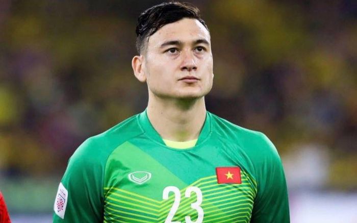 Thủ môn Đặng Văn Lâm nhắn 'ông chú' Tấn Trường chỉ có 3 từ nhưng nhận về hơn 2,5 ngàn lượt like