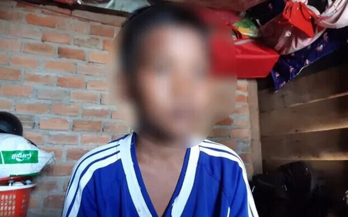Thông tin mới vụ hiệu trưởng 'giam' học bạ học trò nghèo vì không đóng tiền quỹ