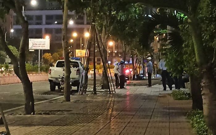 Người đàn ông ngoại quốc tử vong trước sảnh một chung cư ở Sài Gòn sau tiếng động mạnh