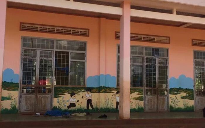 Vụ thi thể nữ sinh 17 tuổi phân hủy trong lớp học: 'Bố nạn nhân từng lên tìm nhưng không đến phòng này'