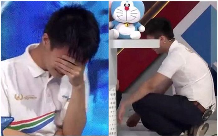 Nghẹn ngào khoảnh khắc nam sinh Nghệ An ôm đầu bật khóc, ngồi thụp xuống vì để vụt mất vòng nguyệt quế