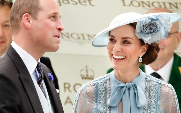 Bí ẩn tủ đồ Hoàng gia: 5 món trang sức ý nghĩa được Kate Middleton nâng niu nhất