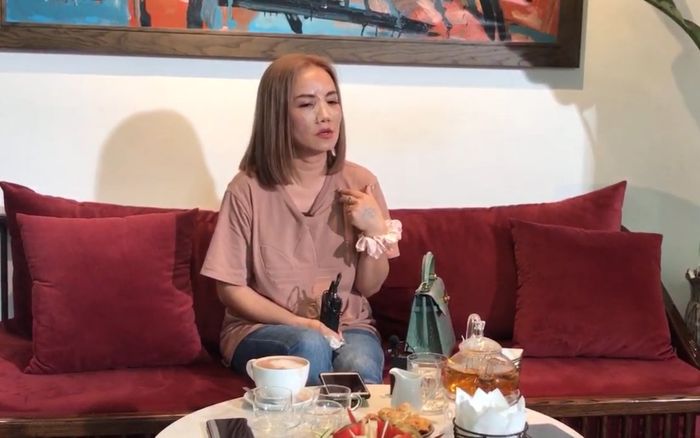 Bật khóc tại họp báo, Hoàng Yến: 'Tôi từng xem anh Thắng là người cuối cùng, muốn sống đến cuối đời'