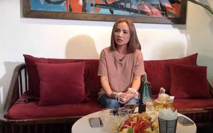 Sau tái hợp, diễn viên Hoàng Yến chia sẻ chồng cũ từng quỳ xuống xin lỗi, rạch tay thể hiện sự hối hận