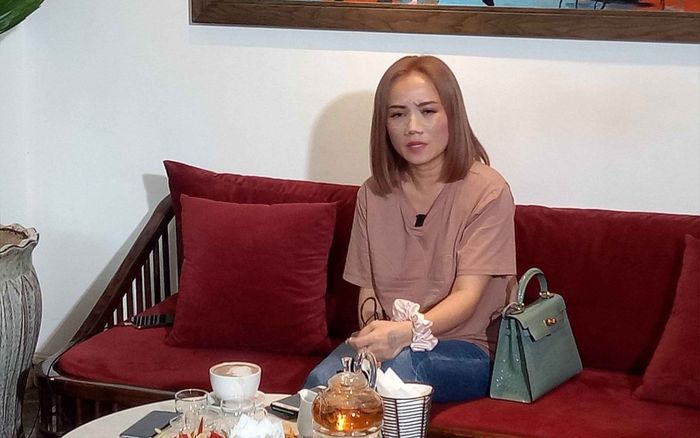 Bị chồng cũ hành hung, khuôn mặt còn băng bó nhưng Hoàng Yến gây xôn xao khi tính chuyện kết hôn lần 5?