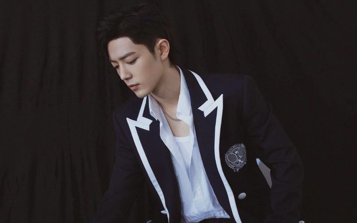 Dù vô cùng nổi tiếng nhưng vì sao Tiêu Chiến lại chẳng có địa vị gì ở mảng phim truyền hình?