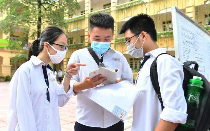 TP. HCM triển khai lấy ý kiến của phụ huynh học sinh về việc tổ chức kỳ thi tốt nghiệp THPT 2021