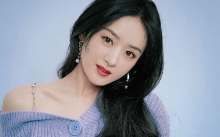 Triệu Lệ Dĩnh đẹp xuất thần trên truyền hình, Phùng Thiệu Phong có hối tiếc khi quyết định ly hôn?