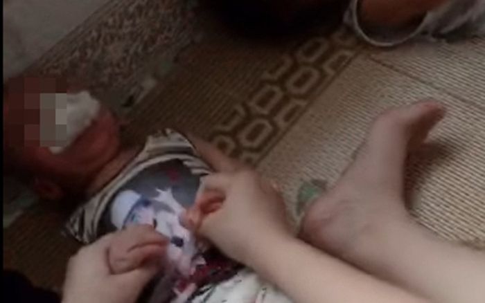 Bộ GD&ĐT yêu cầu làm rõ vụ trẻ mầm non bị người phụ nữ nhét giẻ vào miệng ở Thái Bình