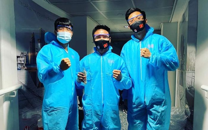 Tuyển Việt Nam hết cách ly, chia tay nhau trở về với gia đình