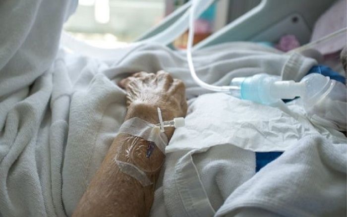 Cụ ông dương tính với Covid-19 tới 43 lần: 'Tôi sợ sống hơn cả sợ chết'