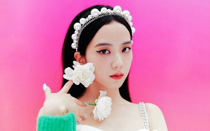Hé lộ ảnh thẻ xinh như mộng của loạt idol Kpop gen 3 khiến các fan phải 'thở ô xi'