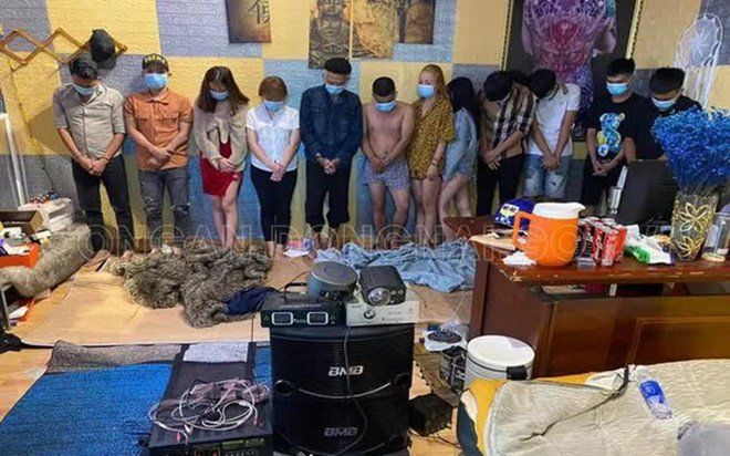 22 nam nữ thanh niên thuê nhà 'bay lắc' giữa mùa dịch COVID-19