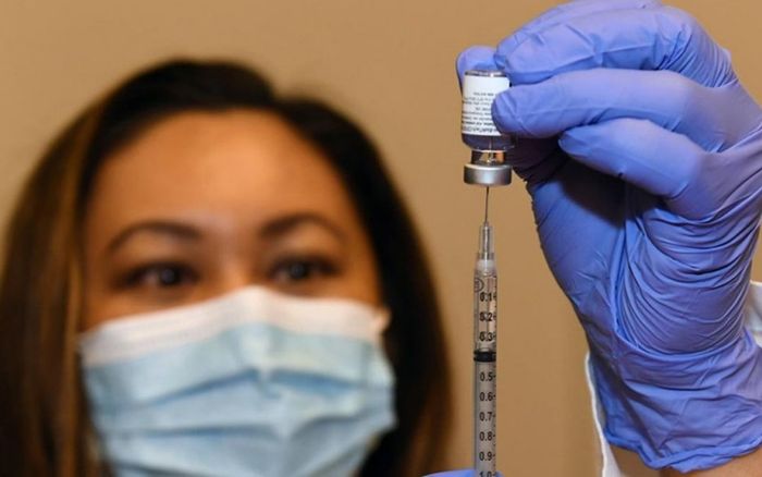 Vì sao sau khi tiêm mũi 2 vaccine Covid-19 triệu chứng lại nặng hơn?