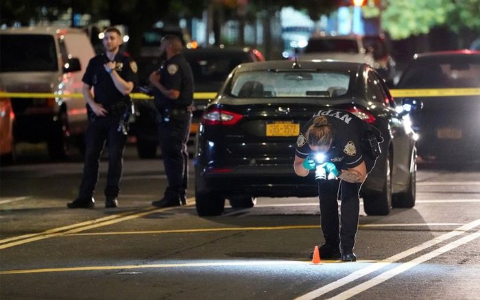 Hơn 400 vụ xả súng khiến 150 người chết trong dịp Quốc khánh Mỹ