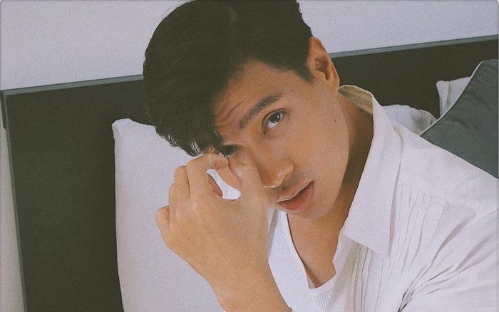 Đạo diễn nghẹn ngào kể lại uớc mơ của cố diễn viên Đức Long với mẹ, nhắn nhủ: 'Em hãy bay về cõi sáng'