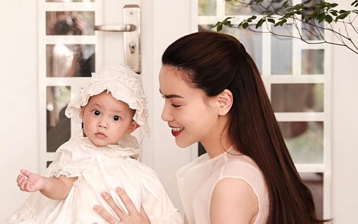 Hồ Ngọc Hà tiết lộ thói quen ngọt ngào mỗi buổi sáng của con gái cưng Lisa