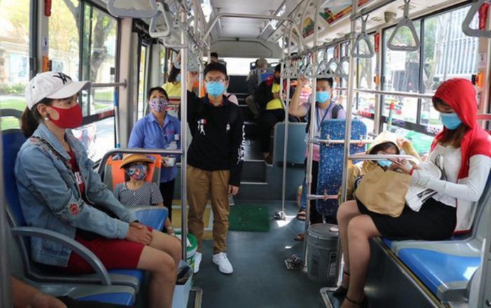 Hà Nội: Yêu cầu tạm dừng chở khách đến 14 tỉnh thành phố và ngược lại