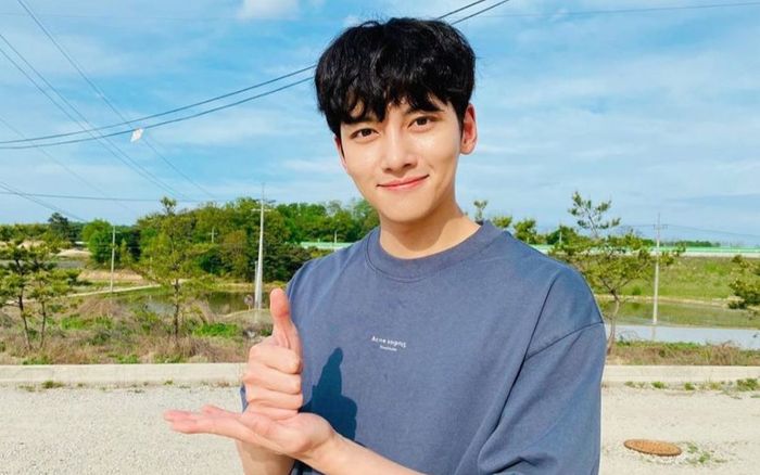Ji Chang Wook đang thảo luận phim mới 'Tell Me Your Wish', fan 'xỉu ngang xỉu dọc' vì hình tượng mới