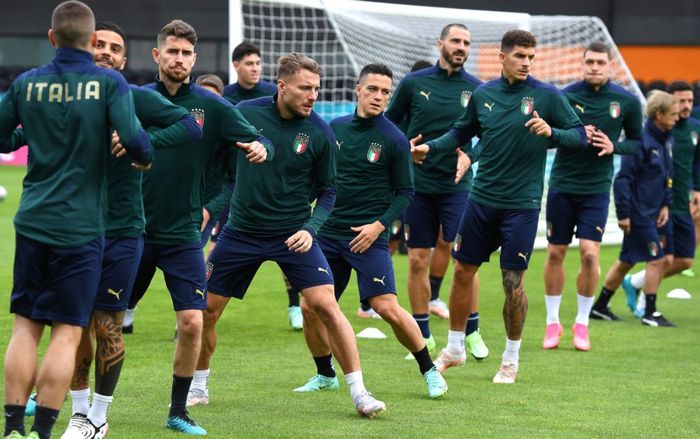 3 nhân viên truyền thông của Italia nhiễm Covid-19 trước thềm chung kết EURO 2020