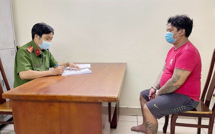 TP.HCM: Mâu thuẫn với người nhà sau cuộc nhậu, thanh niên phóng hỏa làm cháy hoàn toàn 3 căn nhà