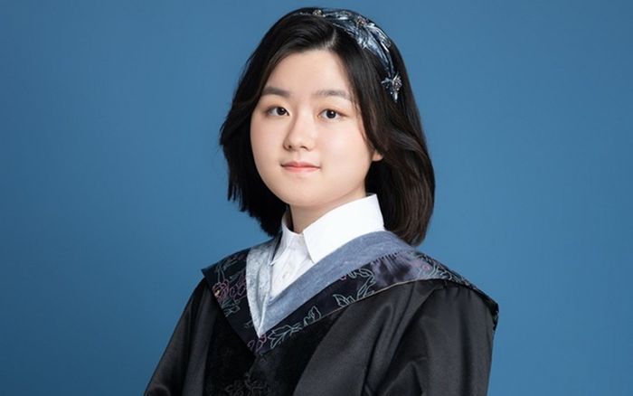 Nữ sinh 16 tuổi tốt nghiệp Đại học hàng đầu Canada, dự định lấy bằng tiến sĩ năm 22 tuổi