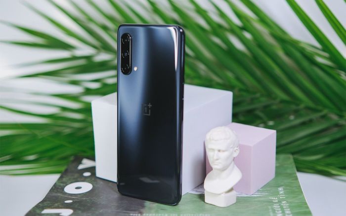 Đánh giá OnePlus Nord CE 5G: Đối thủ đáng gờm trong phân khúc tầm trung!