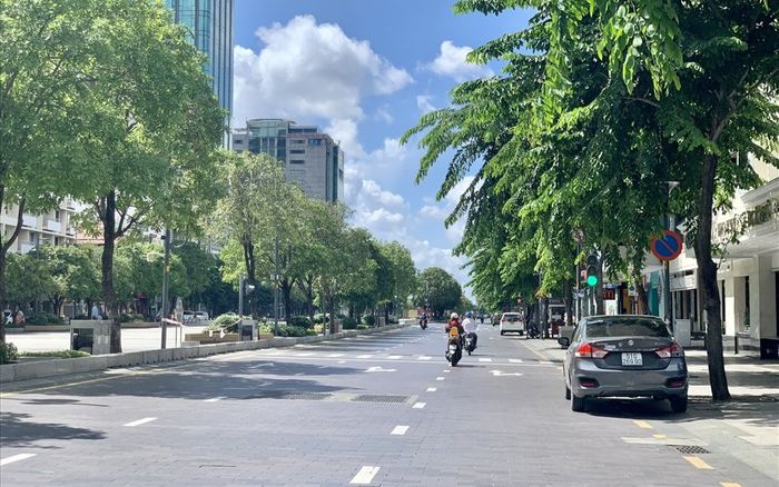 Giãn cách theo chỉ thị 16 đối với 16 tỉnh thành phía Nam từ 0h ngày 19/7