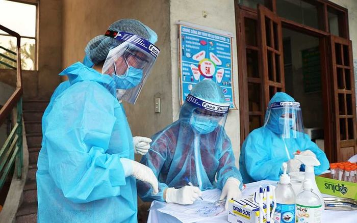 Thêm 2.472 ca Covid-19