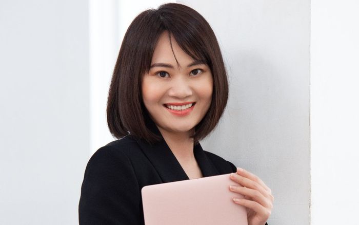 Doanh nhân Ngô Thị Hồng Thơ - Người thuyền trưởng tài giỏi