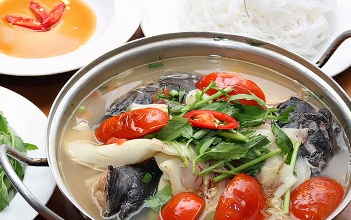 Món lẩu cá đậm chất Tây Nguyên đại ngàn
