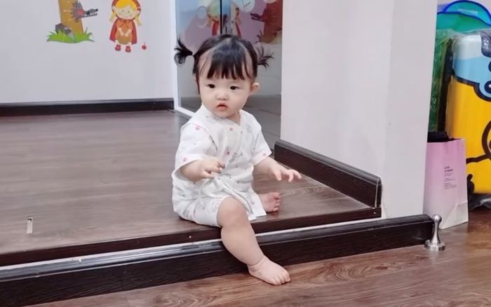 Đông Nhi tiết lộ 4 chiêu thức 'cầu cứu' thường thấy của con gái Winnie