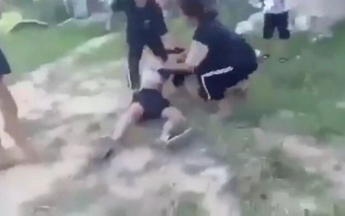 Công an vào cuộc điều tra vụ nữ sinh ở Huế bị nhóm bạn đánh hội đồng dã man