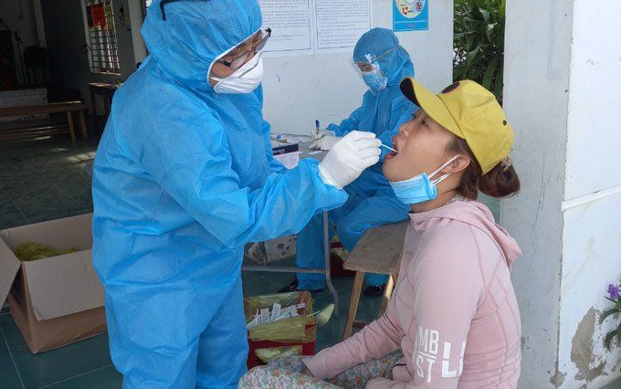 Ngày 22/7, TP.HCM ghi nhận hơn 4000 ca mắc Covid- 19 mới, nâng tổng số ca nhiễm của cả nước vượt 70.000