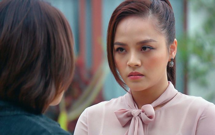 Thu Quỳnh lên tiếng sau khi bị netizen chửi sấp mặt: 'Tầm này ở trong nhà thôi, ra đường nguy hiểm lắm'