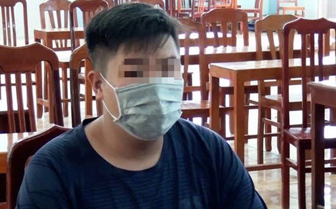 Vi phạm quy định giãn cách xã hội bị lập biên bản, nam thanh niên còn lên mạng xúc phạm công an