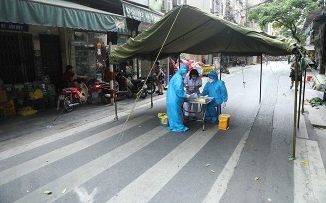 Hà Nội giãn cách xã hội toàn thành phố theo Chỉ thị 16 từ 6h sáng mai